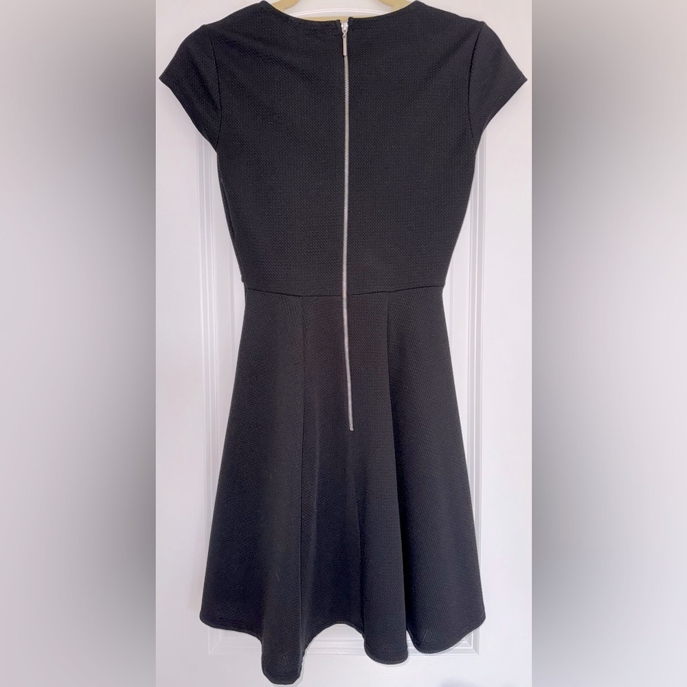 Anthropologie Black Short Sleeve Fit & Flare Mini Dress EUC Cutout A Line LBD - Picture 5 of 8
